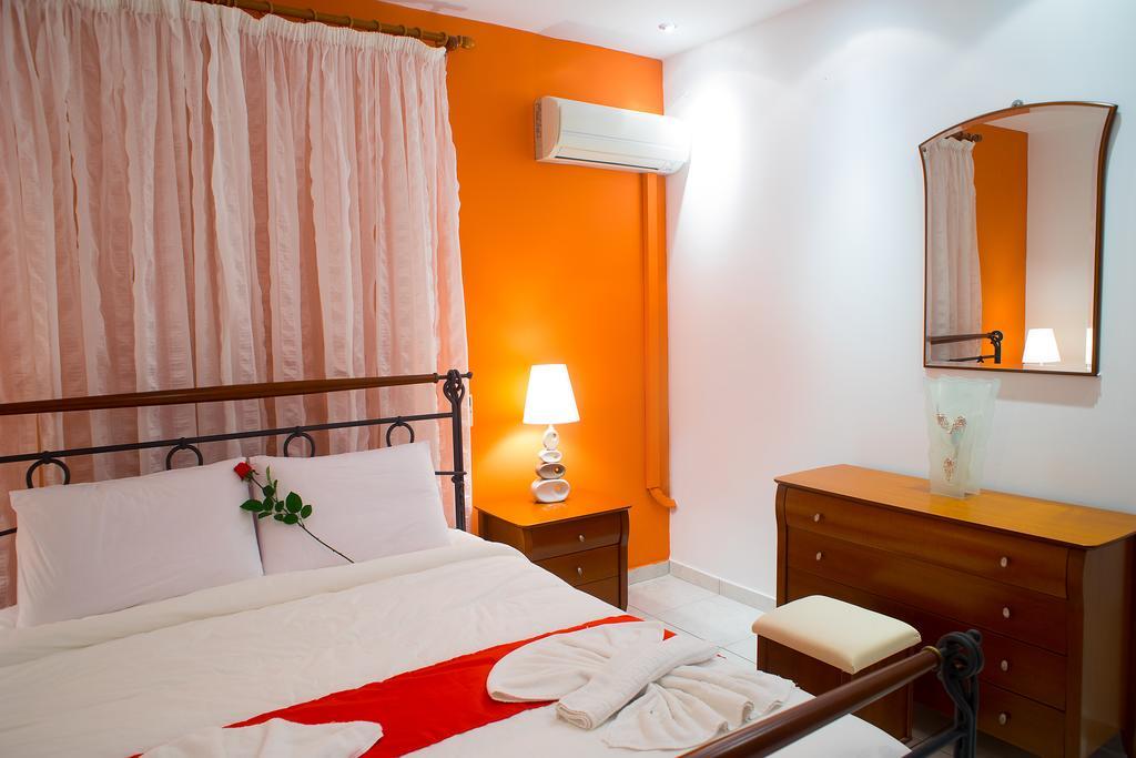 Mythos- Platanias- -apts Hotel