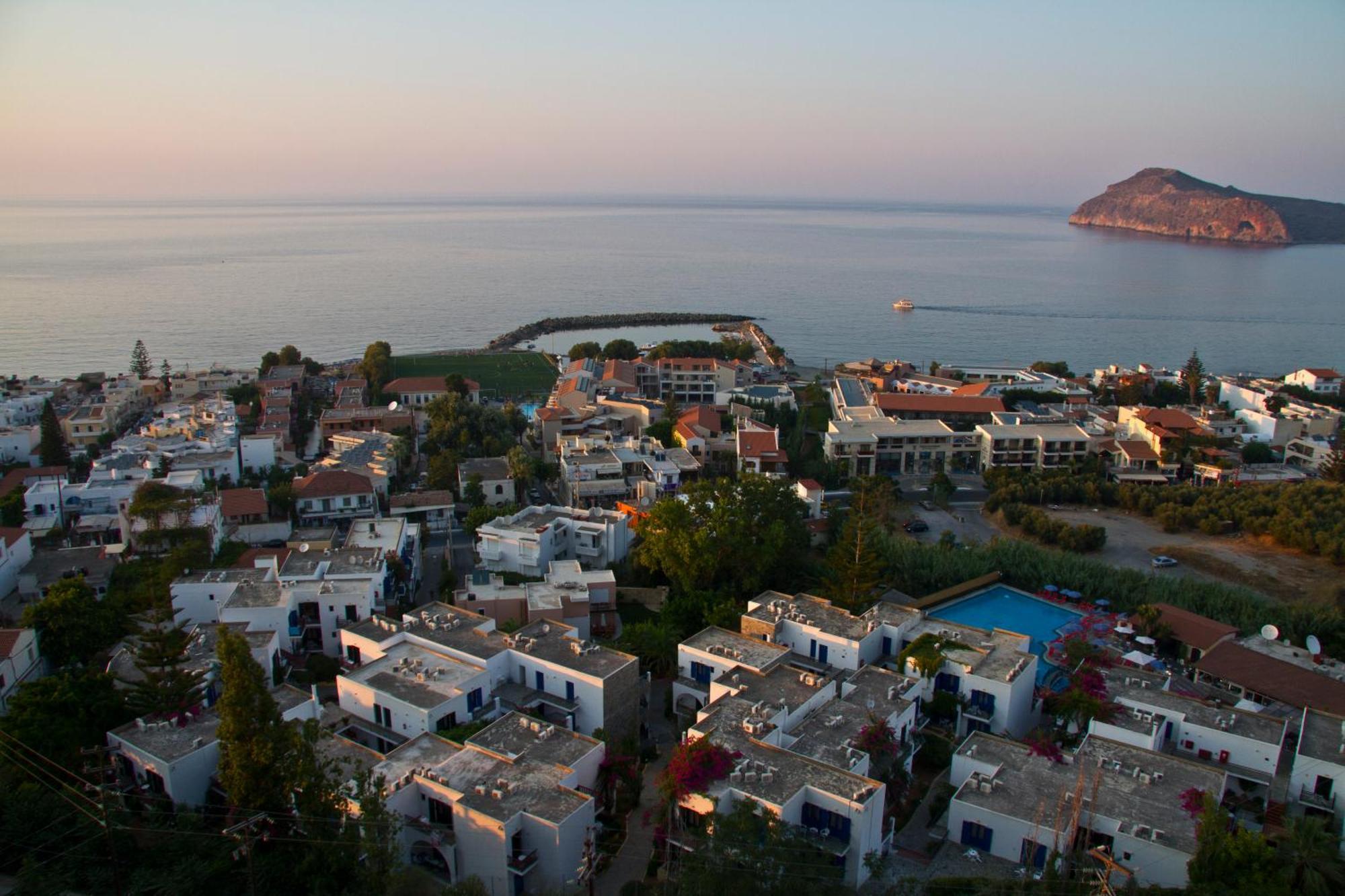 Mythos- Platanias- -apts Platanias (Crete)