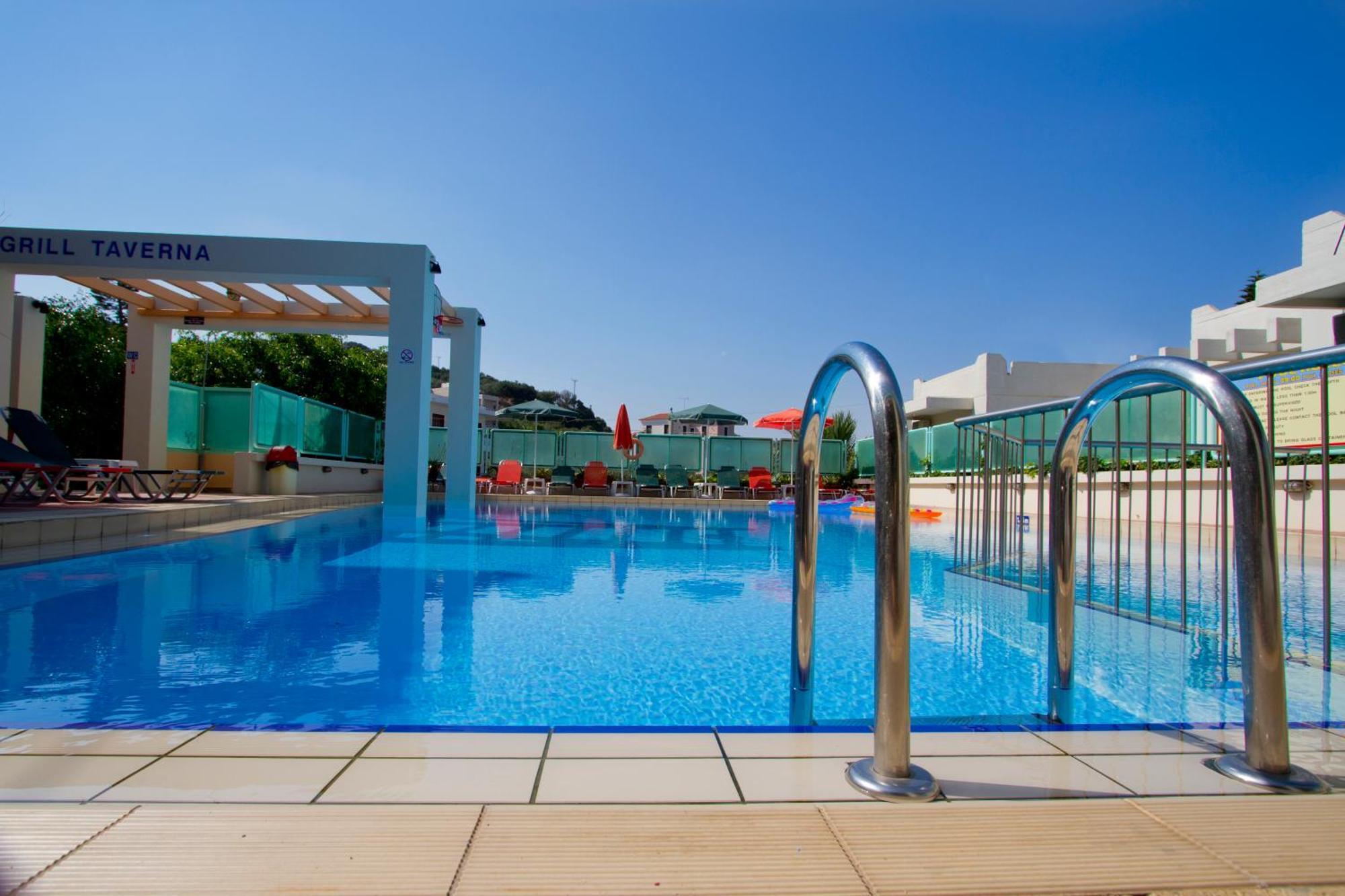 Mythos- Platanias- -apts