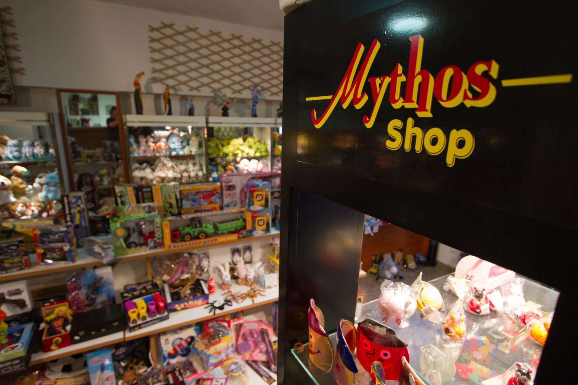 Mythos- Platanias- -apts Platanias (Crete)