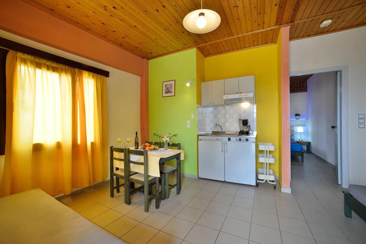 Mythos- Platanias- -apts Hotel Platanias (Crete)