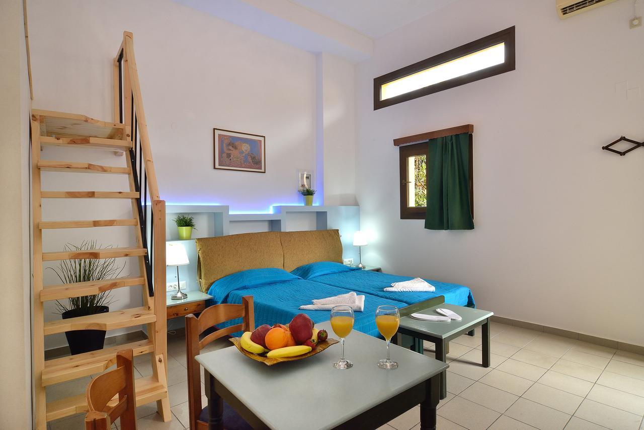 Mythos- Platanias- -apts Hotel