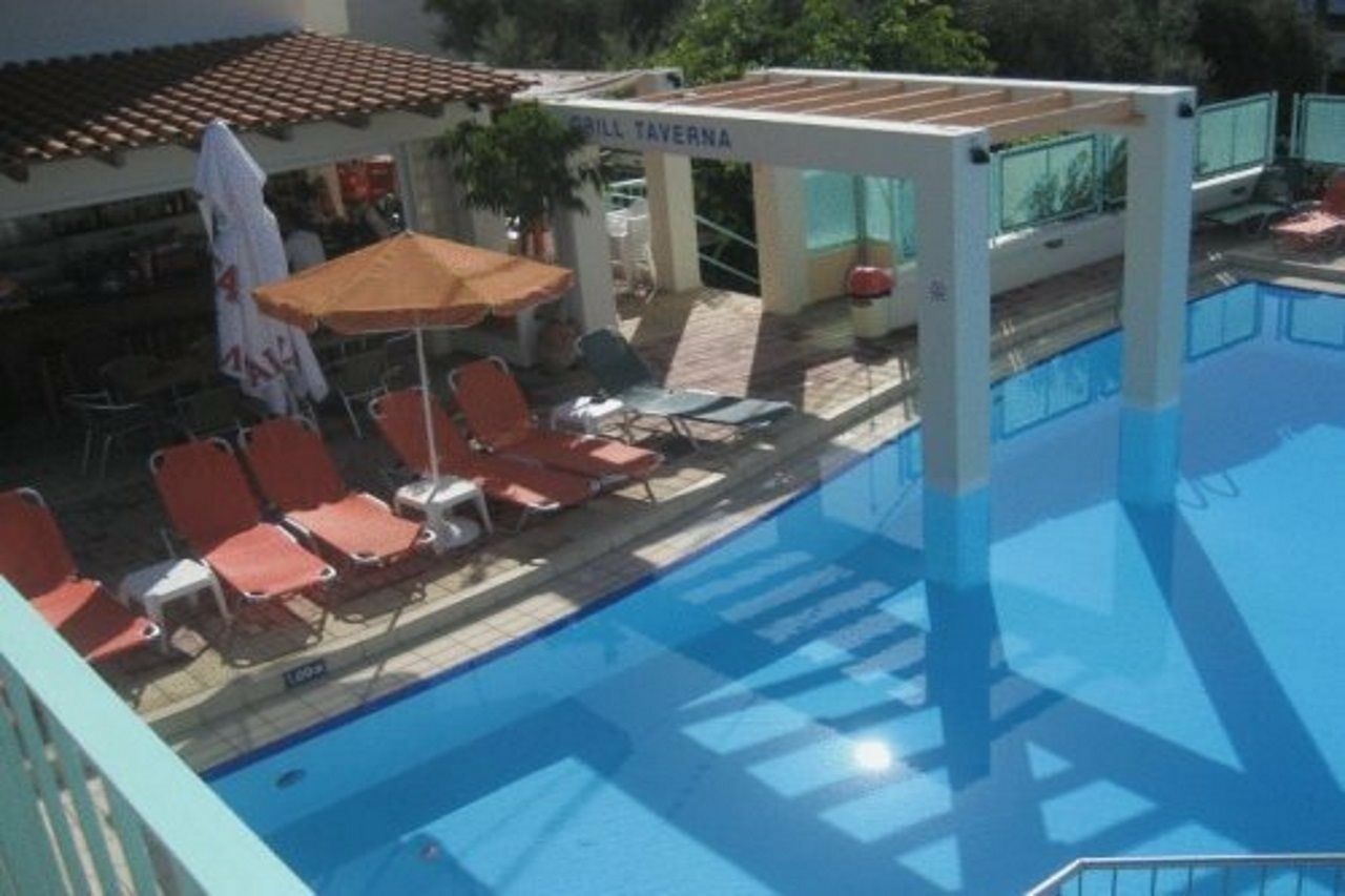 Mythos- Platanias- -apts