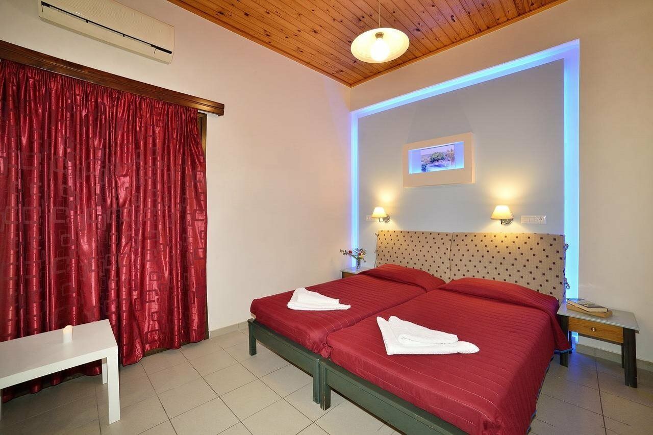 Mythos- Platanias- -apts